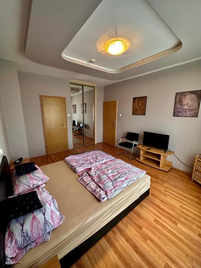 Velvet Motel เฮกเยชฮาโลม ภายนอก รูปภาพ
